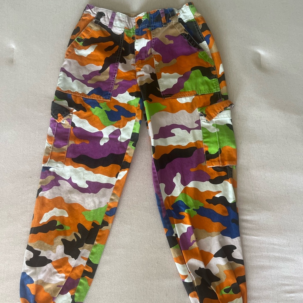 Forever 21 camo multi colored joggers